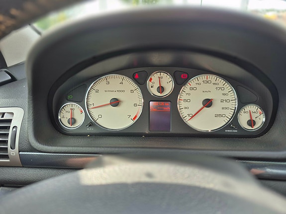 Peugeot 407 5 of 6
