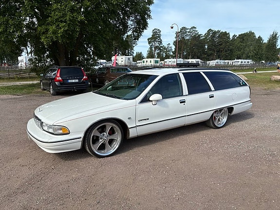 Chevrolet Caprice 5 of 12
