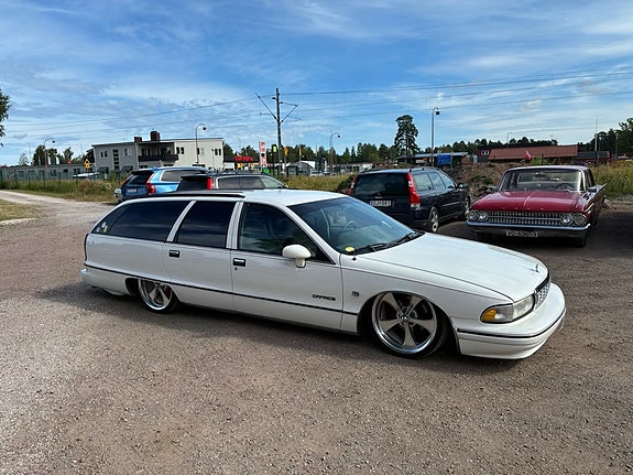 Chevrolet Caprice 6 of 12