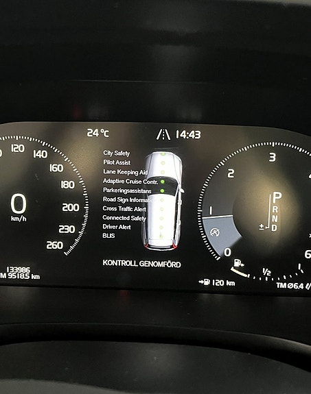 Volvo V60 13 of 21