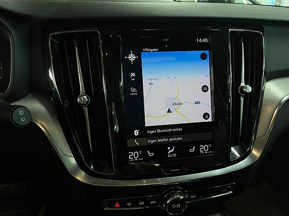 Volvo V60 11 of 21