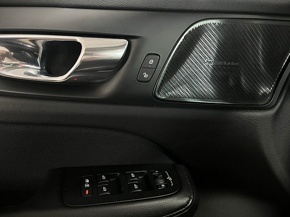 Volvo V60 10 of 21