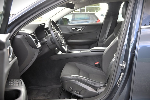 Volvo V60 7 of 21