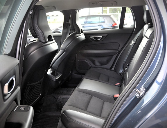 Volvo V60 15 of 21