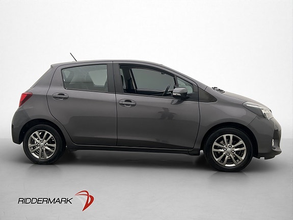 Toyota Yaris 9 of 28