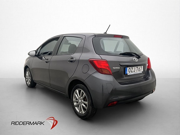 Toyota Yaris 6 of 28