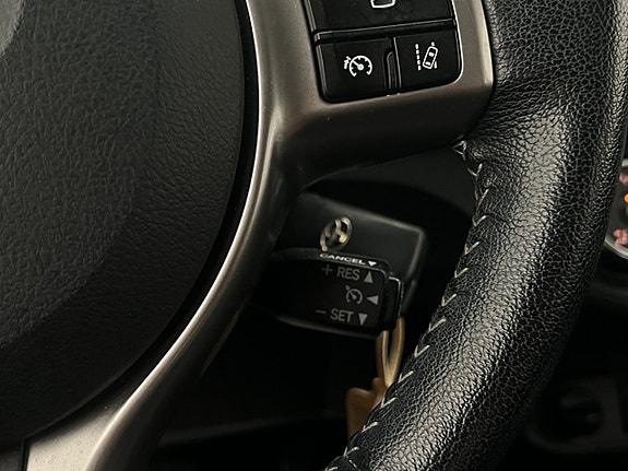 Toyota Yaris 17 of 28