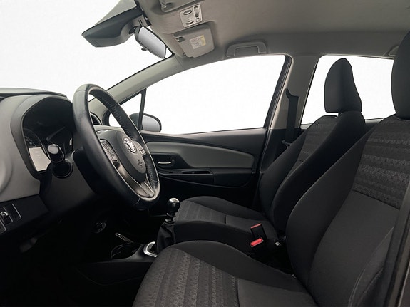 Toyota Yaris 11 of 28