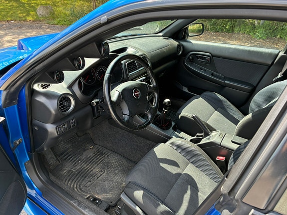 Subaru Impreza 10 of 19