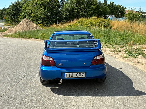 Subaru Impreza 6 of 19