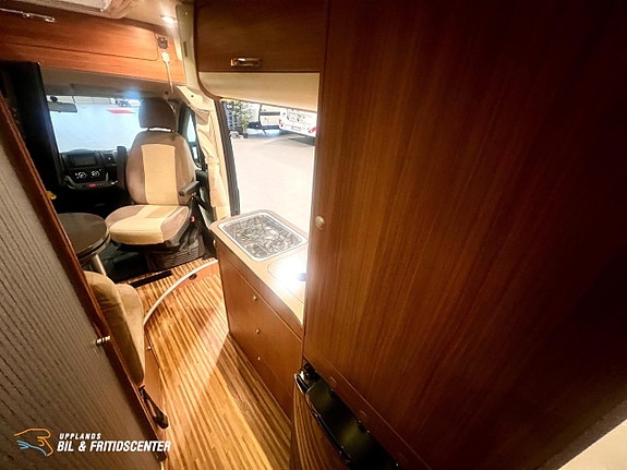 Adria Twin SP Solpanel / Dragkrok / Webasto 8 of 11