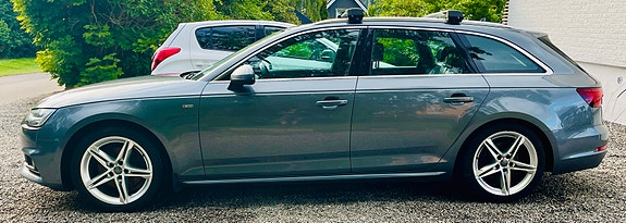 Audi A4 3 of 11