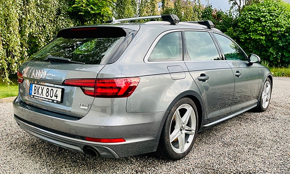 Audi A4 5 of 11