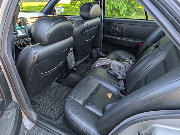 Cadillac Seville 4 of 5