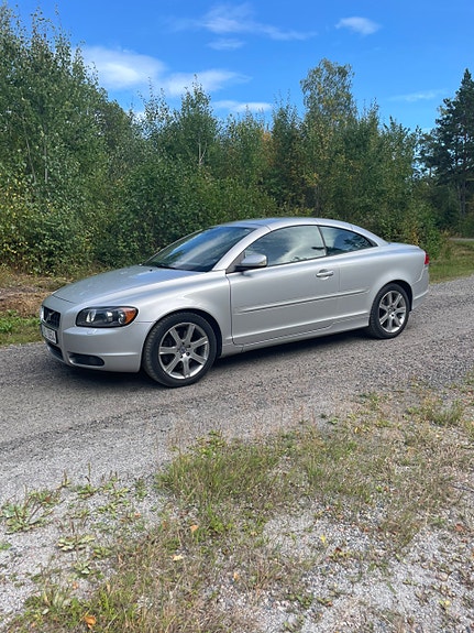 Volvo C70 10 of 12