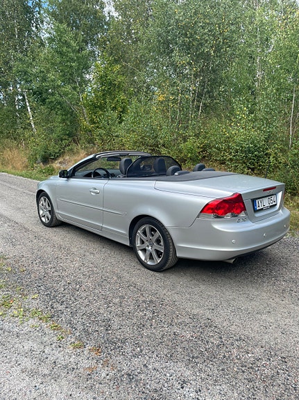 Volvo C70 3 of 12