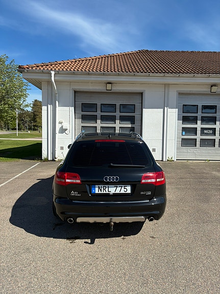 Audi A6 allroad 3 of 5