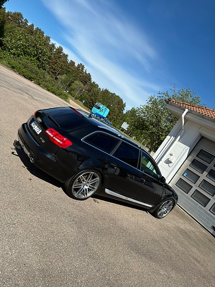 Audi A6 allroad 2 of 5