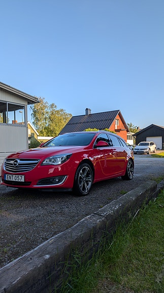 Opel Insignia 2 of 7