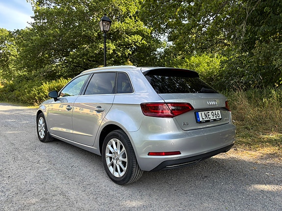 Audi A3 4 of 8