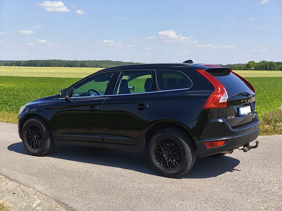 Volvo XC60 3 of 7