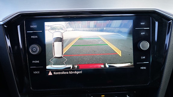 Volkswagen Passat Alltrack 20 of 21
