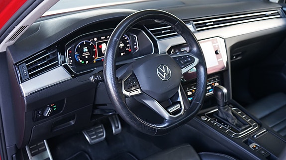 Volkswagen Passat Alltrack 11 of 21