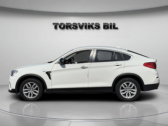 BMW X4 3 of 13
