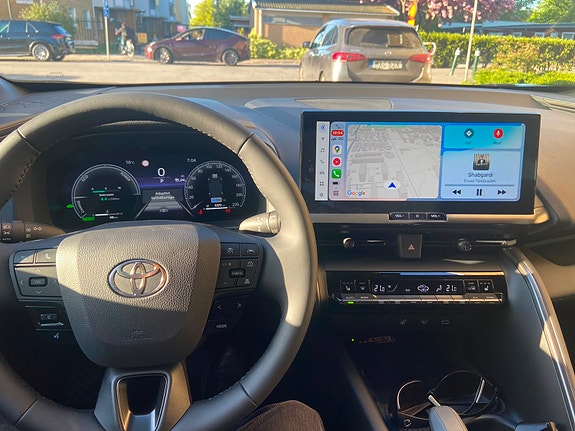 Toyota C-HR 4 of 4