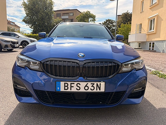 BMW 320d 8 of 11
