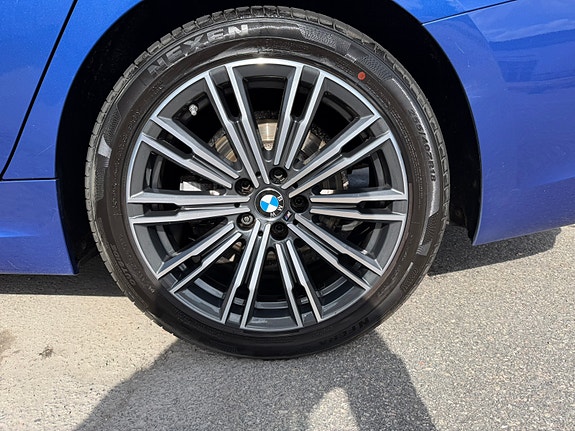 BMW 320d 5 of 11