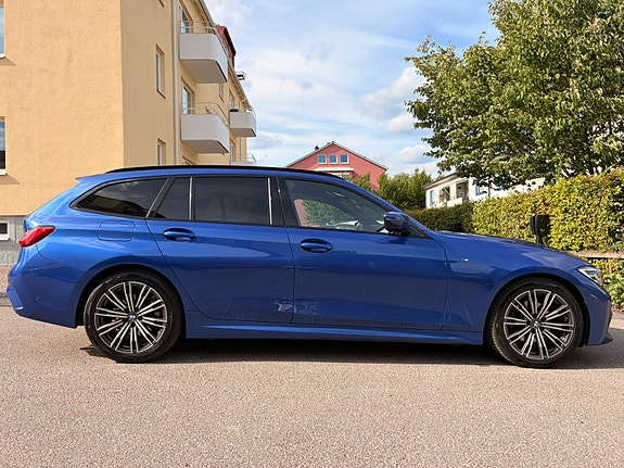 BMW 320d 11 of 11