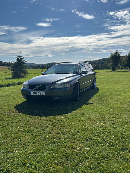 Volvo V70 5 of 12