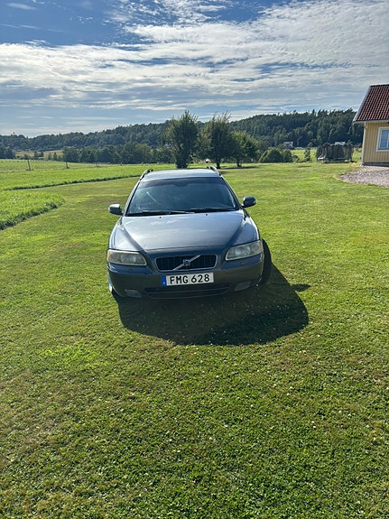 Volvo V70 6 of 12