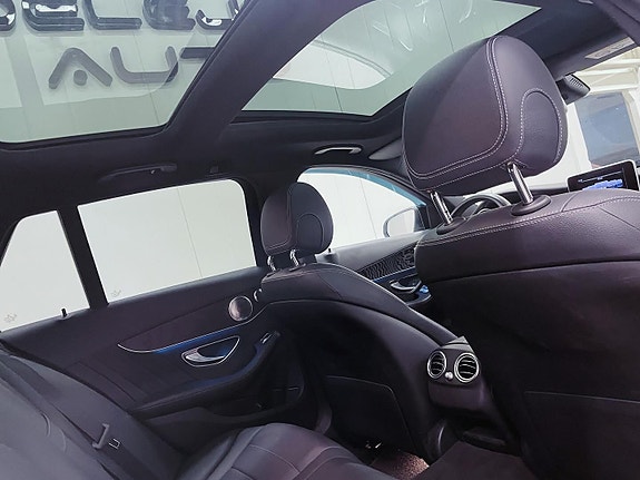 Mercedes-Benz C220 5 of 5