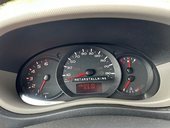 Renault Master 4 of 7