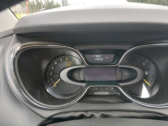 Renault Captur 8 of 10