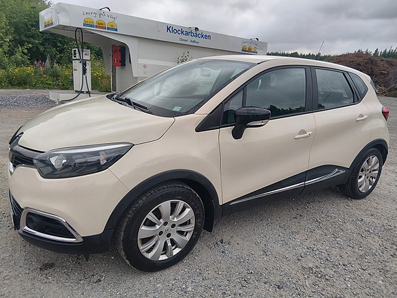 Renault Captur 5 of 10