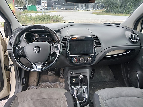 Renault Captur 9 of 10