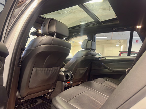 BMW X5 11 of 18