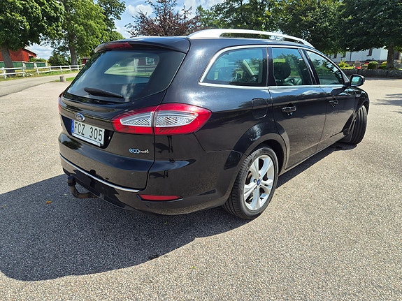 Ford Mondeo 2 of 12