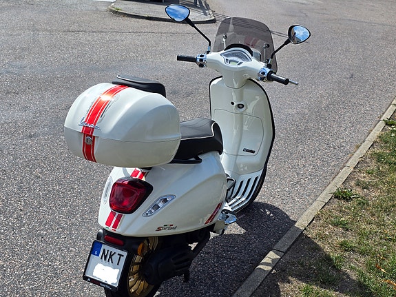 Piaggio Piaggio Vespa Sprint 50 cc 3 of 11