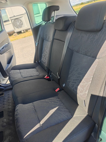 Peugeot 3008 12 of 13