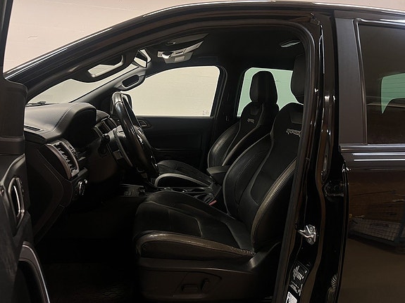 Ford Ranger Raptor 6 of 30