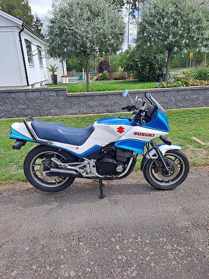 Suzuki GSX 550 ES 2 of 4