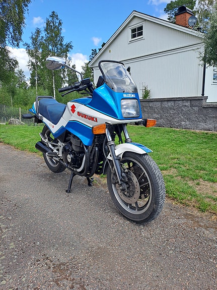 Suzuki GSX 550 ES 4 of 4