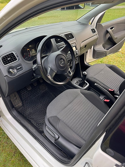 Volkswagen Polo 7 of 9