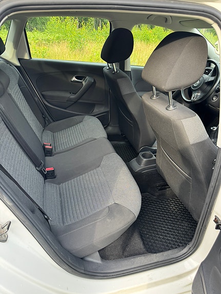 Volkswagen Polo 5 of 9