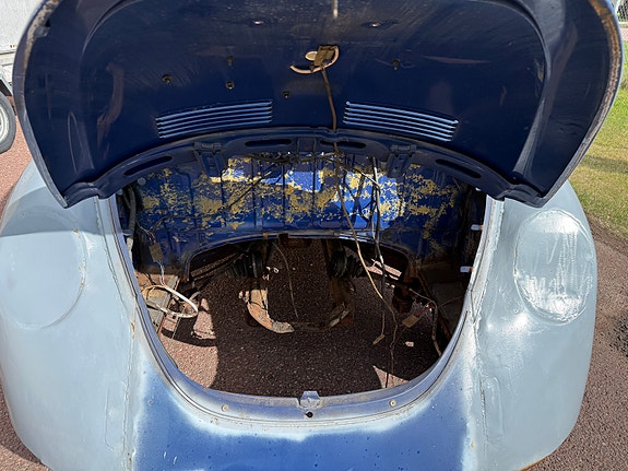 Volkswagen 1302 8 of 9