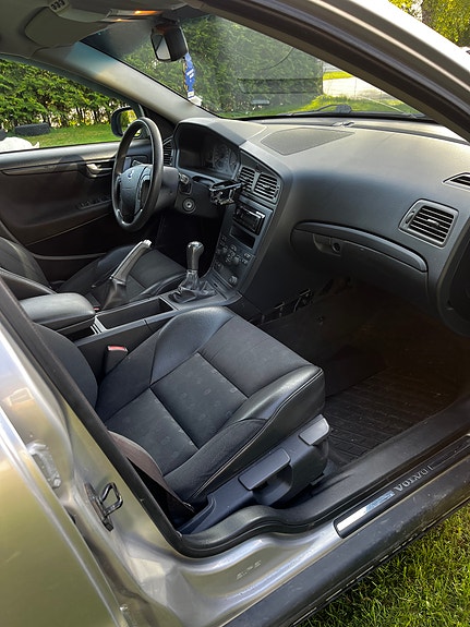 Volvo V70 4 of 4